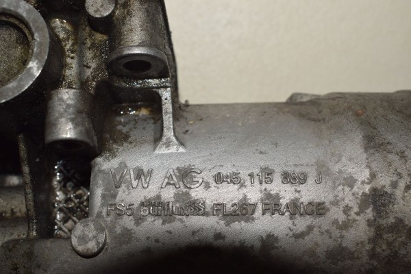 VW / Audi Ölfiltergehäuse (Ölfilterflansch) – Teilenummer 045 115 389 J
